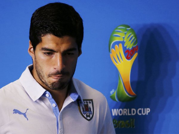Luiz Suarez Tampil Buruk, Oscar Tabarez: Itu Hal Biasa!