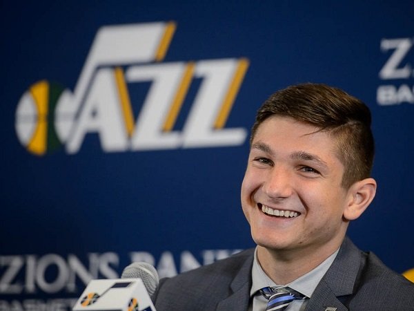 Idolakan Kobe, Grayson Allen Kenakan Nomor Punggung 24