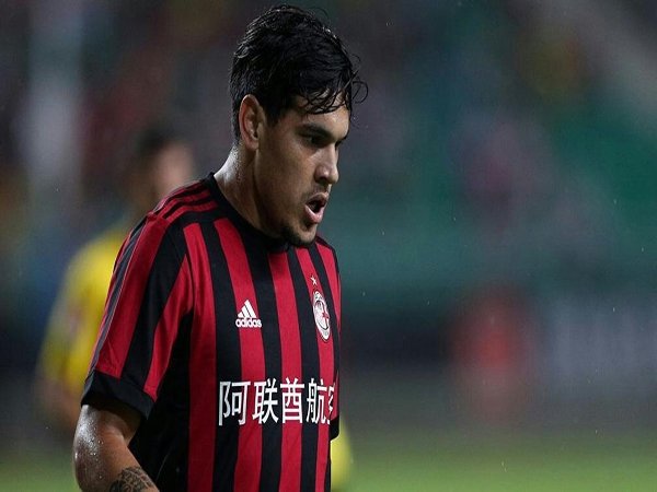 Lazio Pertimbangkan Rekrut Defender AC Milan ini