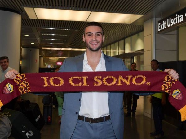 Kiper Baru AS Roma Tiba di Italia