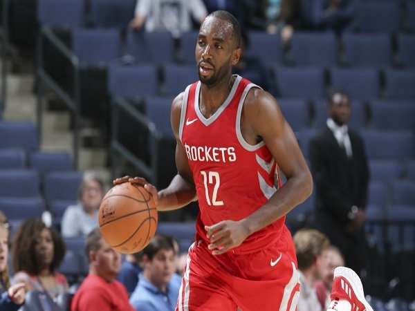 Los Angeles Clippers Bawa Pulang Luc Mbah a Moute