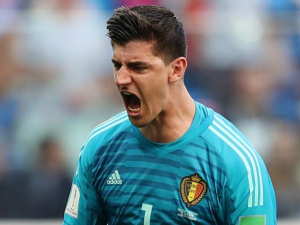 Dikaitkan dengan Madrid, Courtois Tetap Buka Peluang Bertahan di Chelsea