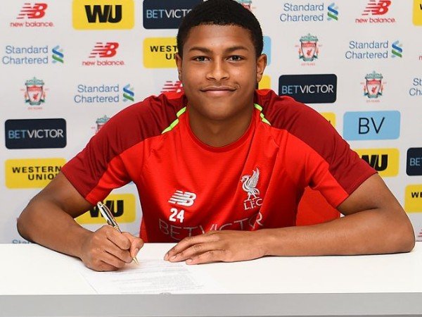 Rhian Brewster Perpanjang Kontrak Dengan Liverpool