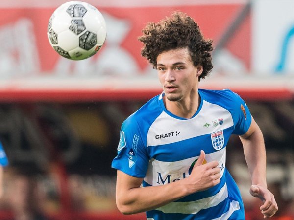 Harapan Pertama Philippe Sandler Setelah Gabung Manchester City