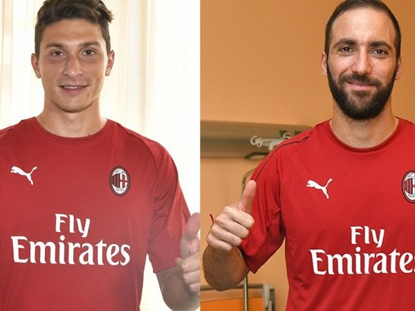 Terkuak! Ini Nomor Punggung Higuain dan Caldara di Milan
