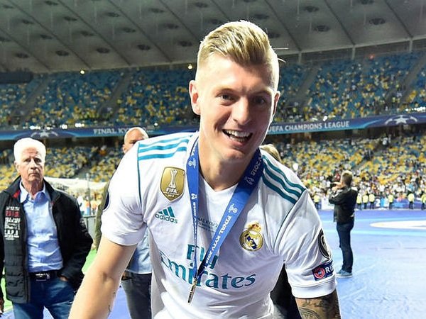Kroos Dinobatkan Sebagai Pesepak Bola Terbaik Jerman