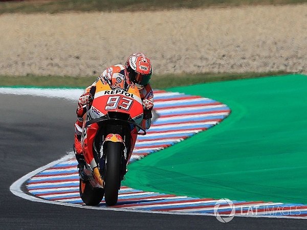Uji Coba MotoGP Brno: Marquez Tercepat, Rossi Ketujuh