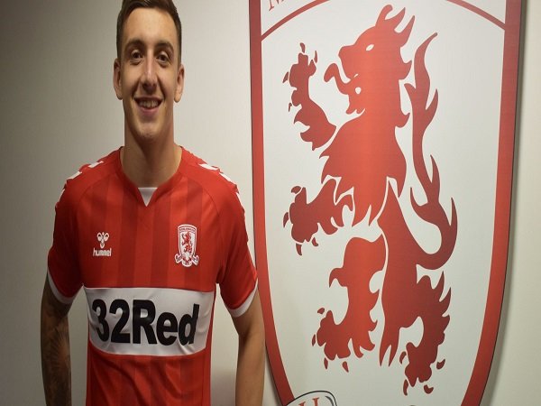 West Ham Pinjamkan Jordan Hugill ke Middlesbrough