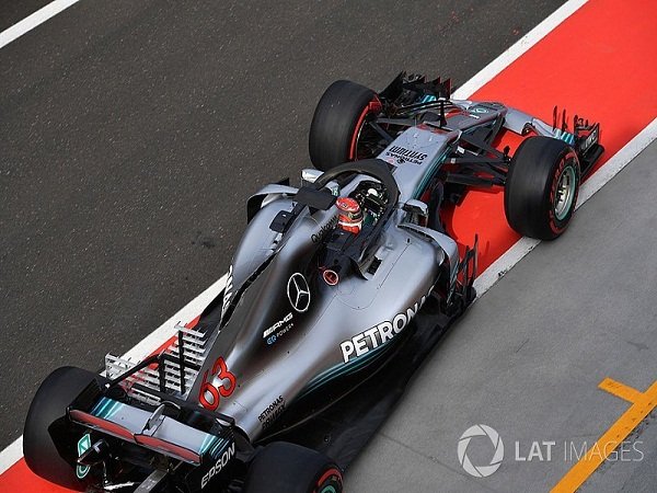 Mercedes Petronas Diskusikan Proyek Bahan Bakar Alternatif