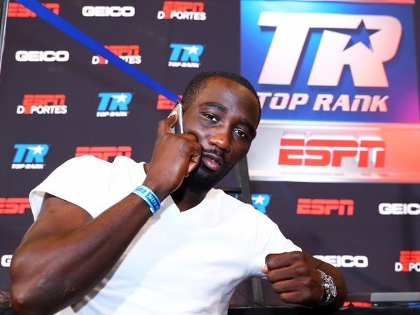 Crawford: Tak Ada Masalah Lawan Petinju PBC