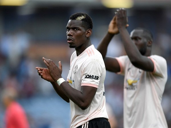 Pogba Berusaha Redakan Kabar Transfernya ke Barcelona