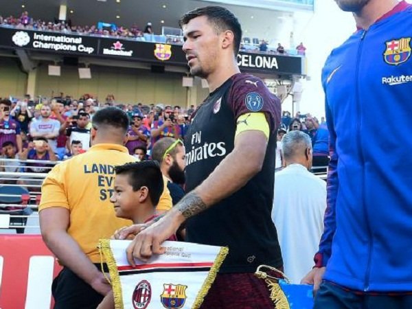 Perkuat Pertahanan, Bos Chelsea Bidik Duo Milan