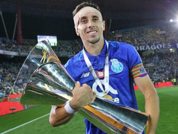 Pelatih Real Madrid Bertemu Pemain Incarannya di Porto