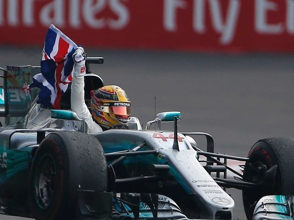Hasil Race F1 GP Singapura: Hamilton Rajai Sirkuit Marina Bay