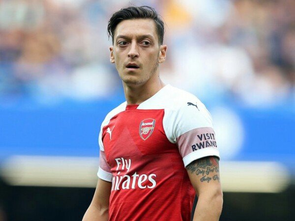 Ozil Senang Bermain di Bawah Arahan Emery