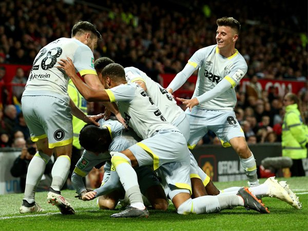 Derby County Sukses Permalukan MU Lantaran Tampil Berani