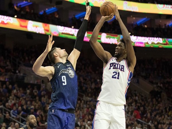 Tampil Dominan, 76ers Hentikan Perlawanan Magic