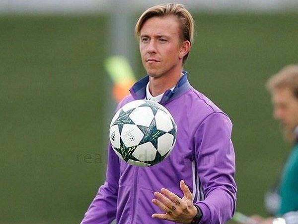 Besiktas akan Perbolehkan Guti untuk Jadi Pengganti Lopetegui di Real Madrid