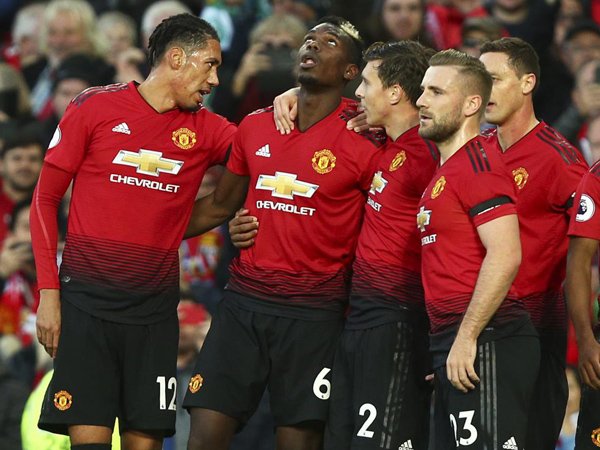 Eks Wasit Premier League Sebut MU Tak Pantas Dapat Penalti Saat Hadapi Everton