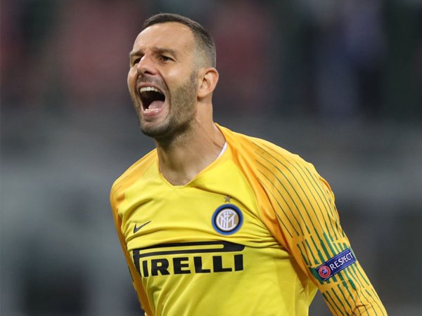 Handanovic Akui Barcelona Tampil Lebih Baik Ketimbang Inter