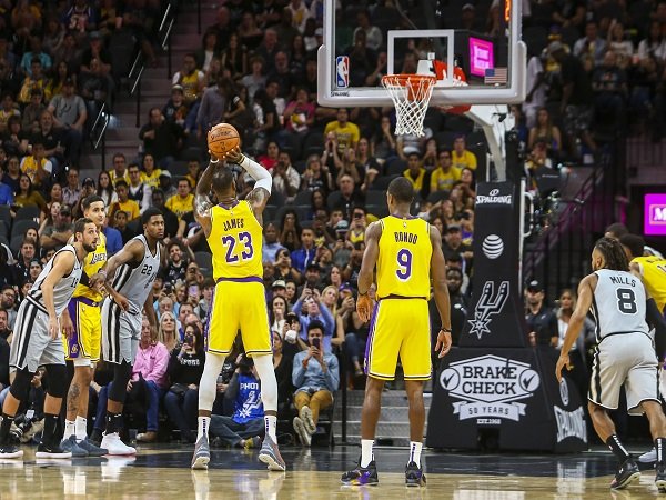 LeBron James Optimistis Dapat Perbaiki Akurasi Tembakan