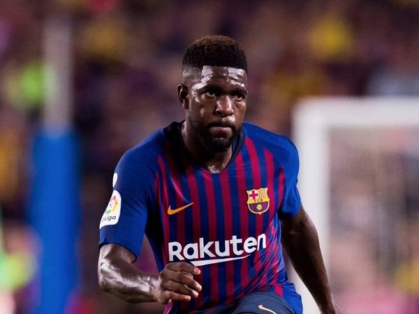 Umtiti Terbang ke Qatar untuk Jalani Perawatan Lanjutan Lututnya