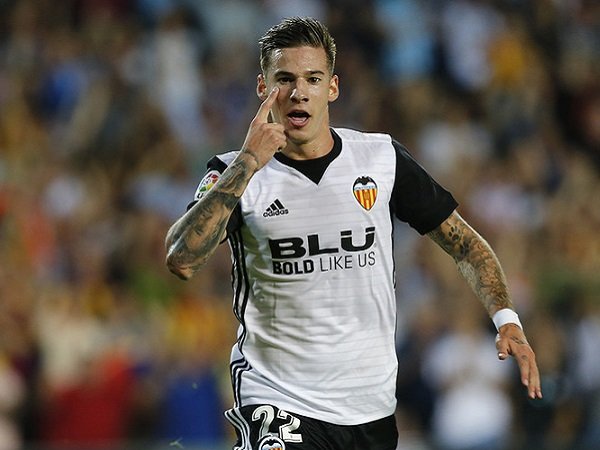 Valencia Kalah di Madrid, Santi Mina Kritik Tim Sendiri
