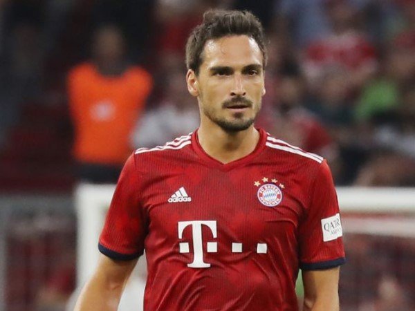 Meski Penggemar MU, Ini Alasan Mats Hummels Tak Mau Gabung