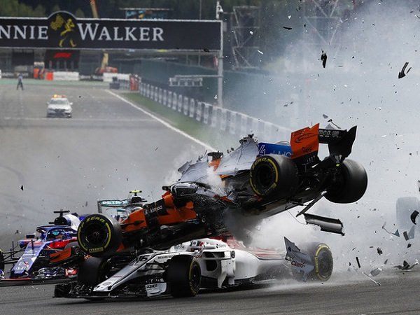 Analisis FIA Sebut Charles Leclerc Akan Cedera Fatal Jika Tidak Ada Halo