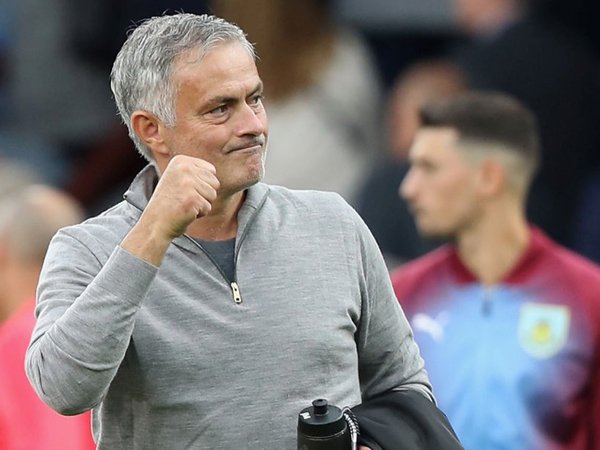 Mourinho Sebut Kans Juara Manchester United Tergantung Pada FFP