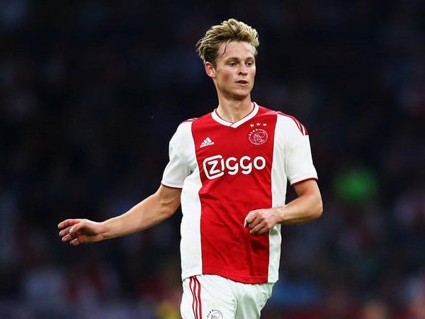 Ayah Frenkie de Jong Indikasikan Anaknya Gabung Barcelona