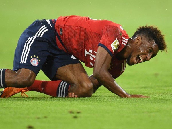 Petinggi Bayern Munich Coba Bujuk Coman untuk Tidak Pensiun Dini