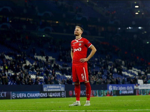 Howedes Bicara Soal Laga Emosional Kontra Schalke 04