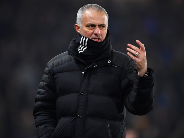 Jelang Jendela Transfer Januari, Manajemen MU Kembali Bikin Mourinho Kecewa