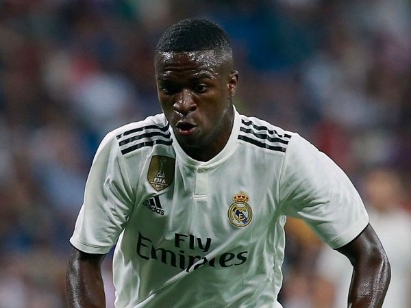 Ronaldo Berusaha Bujuk Vinicius Gabung Real Valladolid