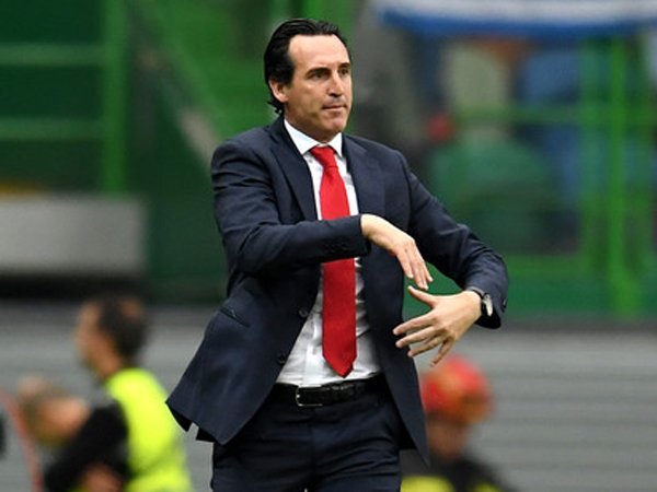 Emery Akui Aktivitas Transfer Arsenal Tergantung Kinerja Tim