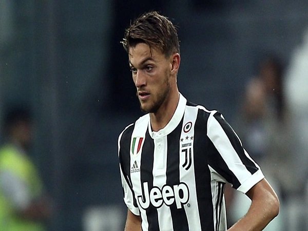 Barcelona Ingin Bajak Rugani dari Juventus