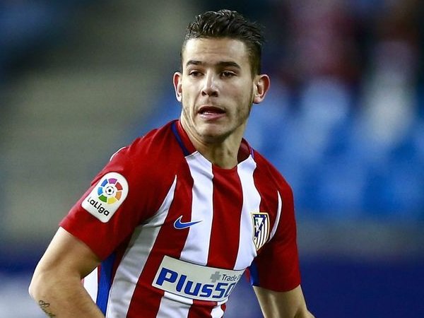 Pemain Senior Atletico Bujuk Lucas Hernandez untuk Bertahan