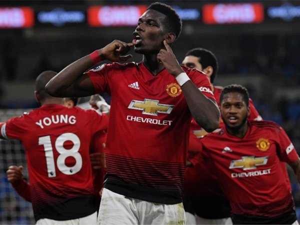 Nasihat Paul McGrath Bagi Pemain MU: Mulailah Bermain Demi Fans!