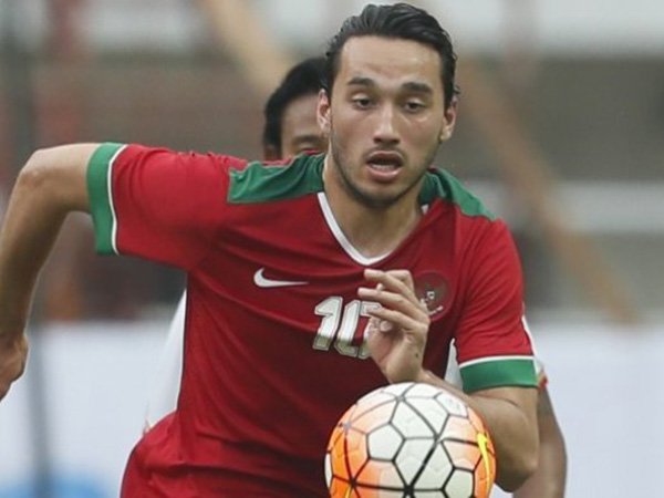Persija Jakarta dan Persib Bandung Sulit Pulangkan Ezra Walian