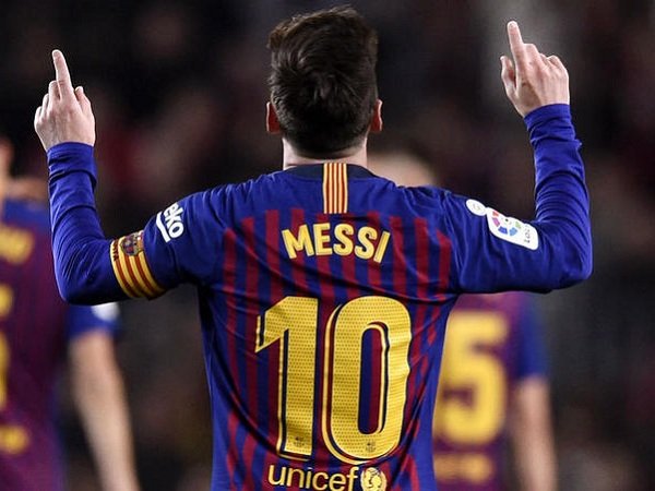 Zico Klaim Messi Tidak Selevel dengan Maradona dan Pele