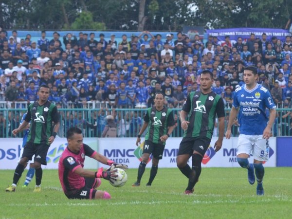 Pelatih Persiwa Girang Sukses Bikin Persib Ompong