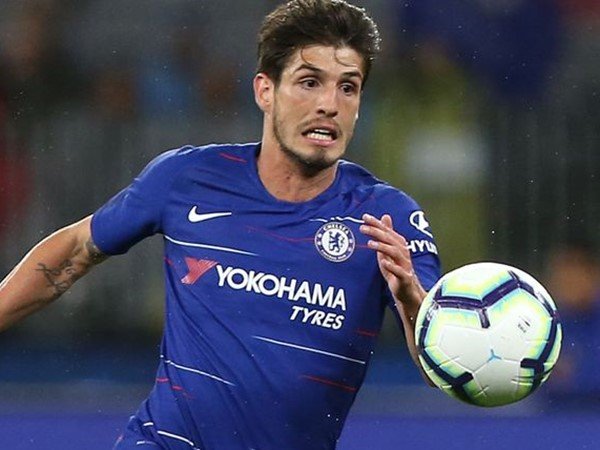 Lucas Piazon Dipinjamkan ke Klub Italia, Chievo