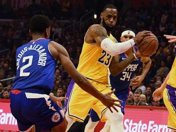 LeBron James Senang Dapat Kembali Bermain Bagi Lakers