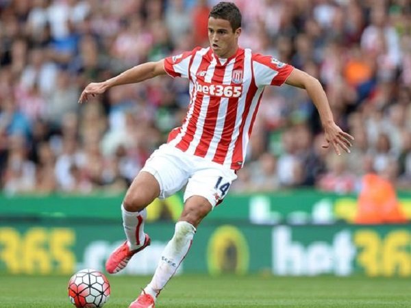 Terkait Kemungkinan Afellay Balik Ke PSV, Van Bommel: Dia Pemain Fantastis