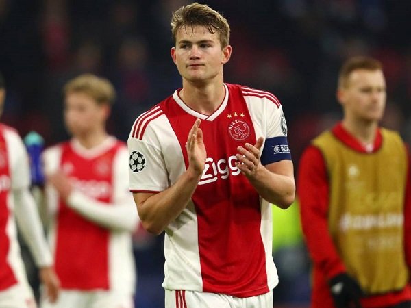 Presiden Barcelona Konfirmasi Ketertarikan Pada Matthijs de Ligt