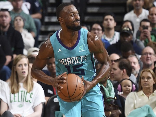 Legenda NBA Sarankan Hornets Untuk Berusaha Keras Pertahankan Kemba Walker