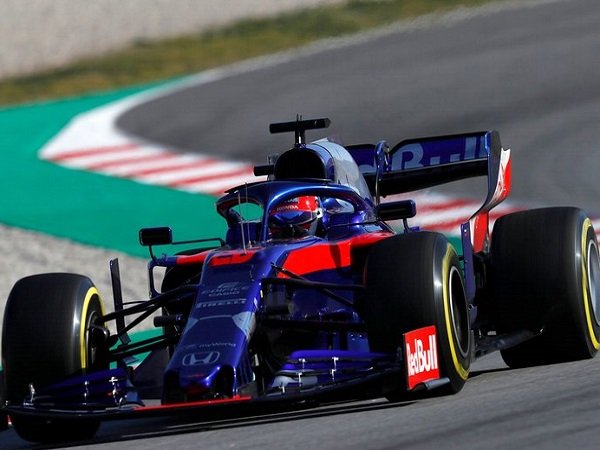 Red Bull Yakin Toro Rosso Bisa Raih Podium Musim Ini