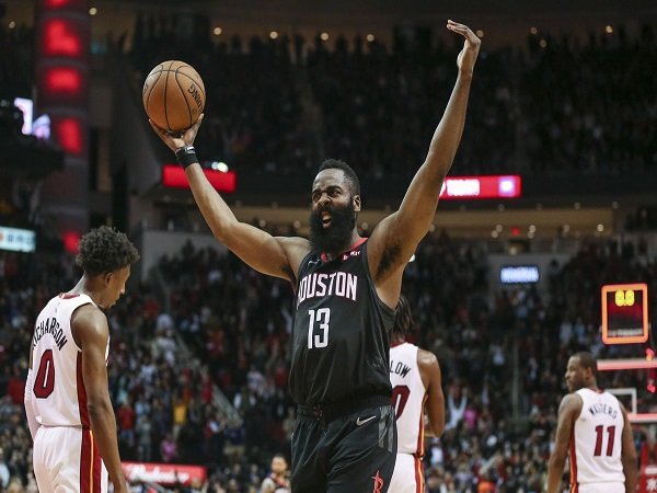 James Harden Membara, Rockets Bekuk Heat