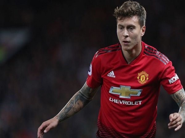 Victor Lindelof Akui Tak Miliki Masalah dengan Mourinho